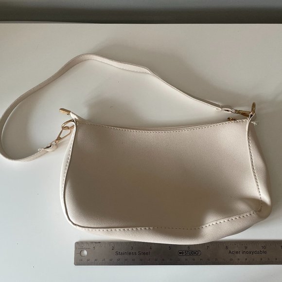 Handbags - Cream beige  nude leather baguette  shoulder bag
